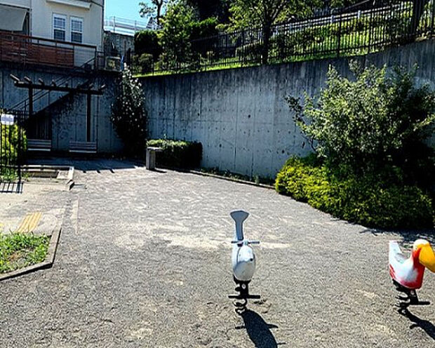 真光寺原の丘公園（約419m）
