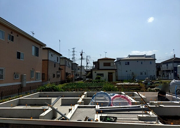 【外観_2】外観は建物の第一印象を決める重要な要素です。複数の方向から見ることで、建物の存在感や周辺との調和、デザインの良さなどがより明確に分かります。お気に入りの建物を見つけてみてください。