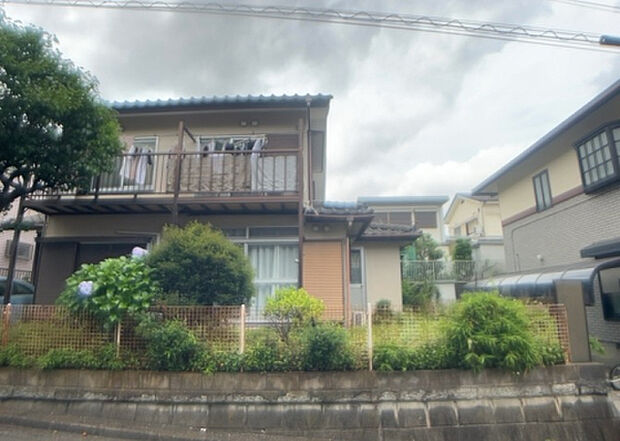 【物件からの展望】眺望を気にして物件を探す場合、前面に建物が建っていないか現地で確認しましょう!前面に建物があると景色はもちろん、日当たりや風通しにも影響が出てきます。住んだ時のことを想像しながら現地見学をしましょう。