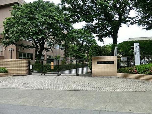 二本松小学校（約510m）