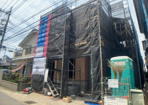 【物件からの展望】眺望を気にして物件を探す場合、前面に建物が建っていないか現地で確認しましょう!前面に建物があると景色はもちろん、日当たりや風通しにも影響が出てきます。住んだ時のことを想像しながら現地見学をしましょう。