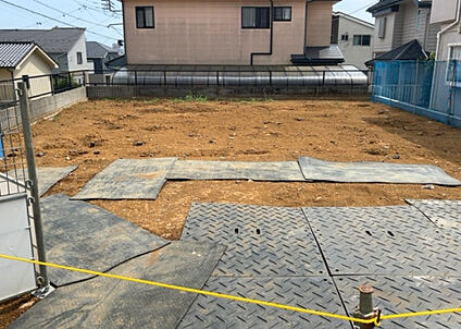 前面道路含む現地写真_2