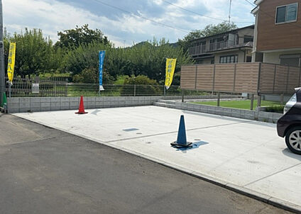 前面道路含む現地写真_2