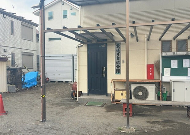 【物件からの展望_2】眺望を気にして物件を探す場合、前面に建物が建っていないか現地で確認しましょう!前面に建物があると景色はもちろん、日当たりや風通しにも影響が出てきます。住んだ時のことを想像しながら現地見学をしましょう。