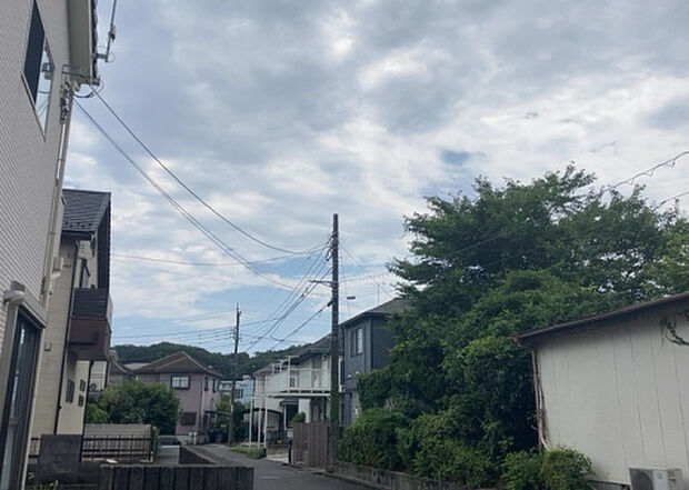 【物件からの展望_3】田園風景が味わえる土地に住みたい！海や山の見える自然豊かな土地に住みたい！などご要望に併せて当社営業がご提案させて頂きます。当社が抱えている数ある物件の中からお客様が納得する1件を一緒に探しましょう！