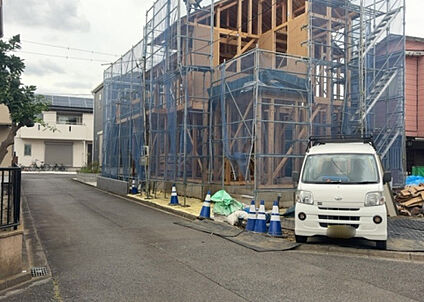 前面道路含む現地写真_2