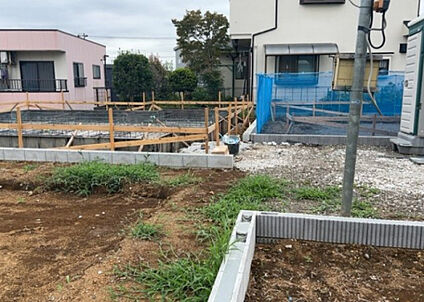 前面道路含む現地写真_2