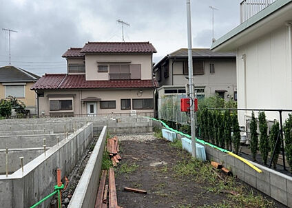 前面道路含む現地写真_3