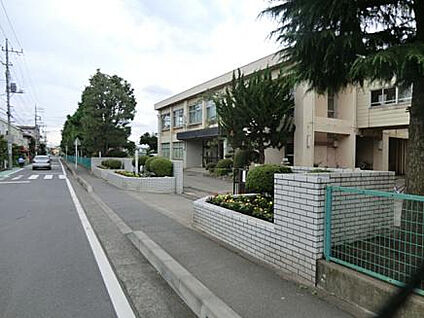 東林小学校 780m(徒歩10分)