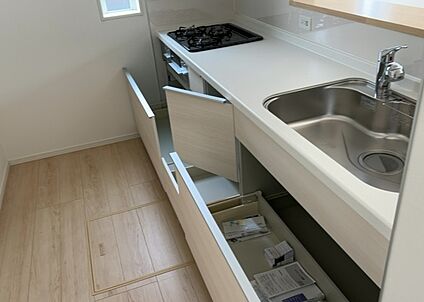 キッチン床下収納