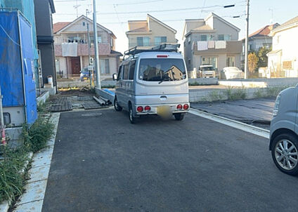 前面道路含む現地写真_2