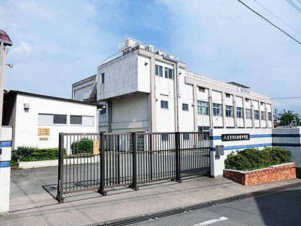 由井中学校（約1,244m）