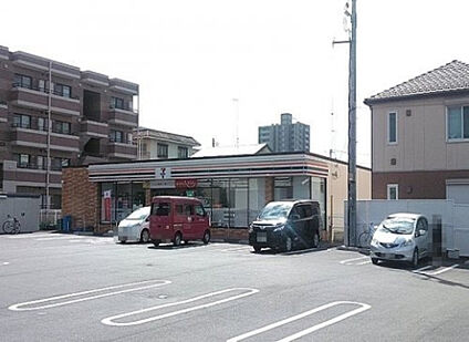 セブンイレブン　厚木戸室南店 122m(徒歩2分)