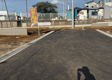 前面道路含む現地写真_3