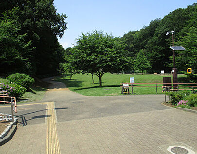 相原中央公園 600m(徒歩8分)