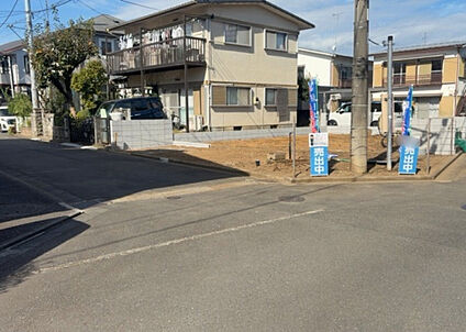 前面道路含む現地写真_2