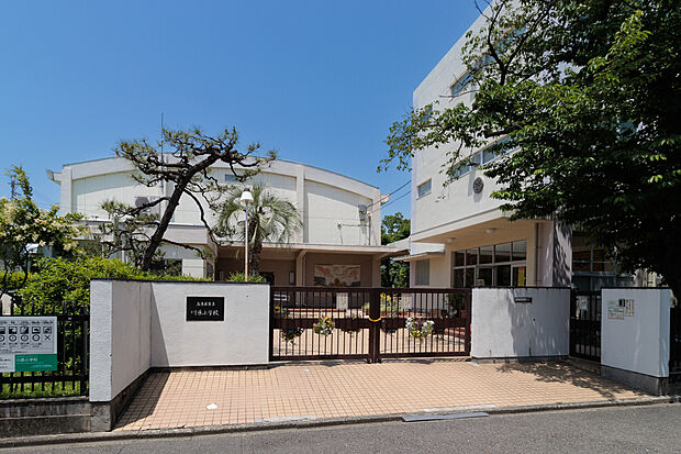 川原小学校(約640m)