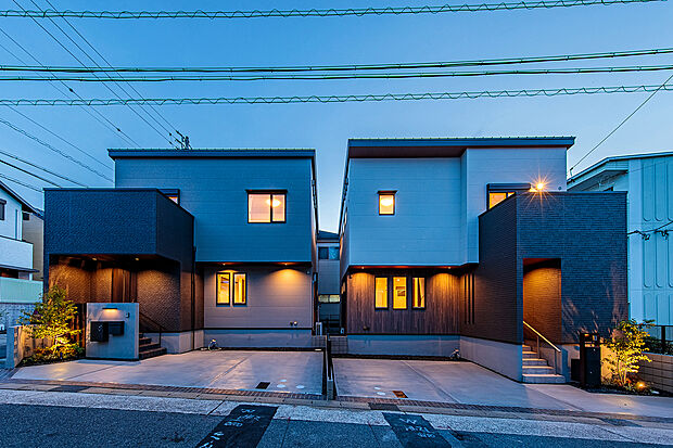 【夜間外観】T-2（ご成約済み）、T-1／夜間外観