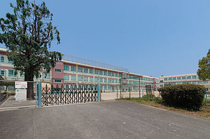 瑞穂小学校 320m(徒歩4分)