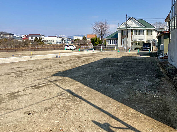 【現地写真】
現況は更地ですので解体費用が掛からず、お引き渡し後はスムーズに建築をスタートすることができます。
(2026年3月撮影)