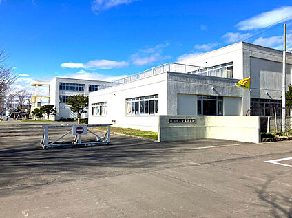 青葉小学校 1200m(徒歩15分)