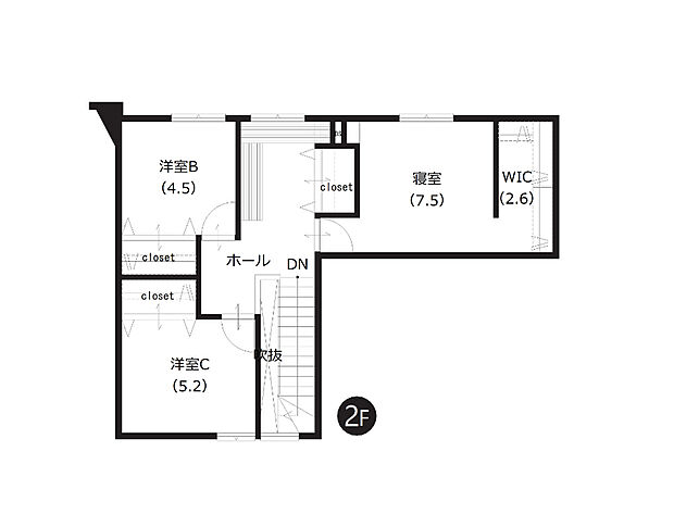 【4LDK】WICを含む全居室収納付き。収納・カウンター付きのホール部分は、ライフスタイルに合わせた使い方が可能です。