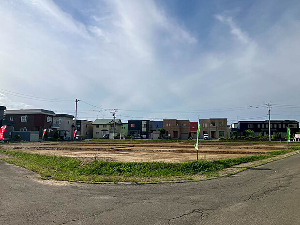 【【現地写真】】経済的で地球環境にもやさしい都市ガスエリアです。ぜひ周辺環境と合わせて現地をご覧ください。
（2025年9月撮影）