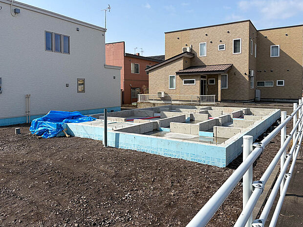 【【現地写真】】徒歩圏内には教育機関や生活利便施設が揃い住環境良好。子育てにも優しい立地です。
(2026年3月撮影）