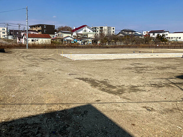 【【現地写真】】平坦な地勢のため、自転車やベビーカーでの移動もラクラク。ぜひ周辺環境と合わせて現地をご覧ください。
(2026年3月撮影)
