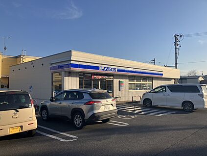 ローソン旭川神楽岡12条店  550ｍ(徒歩7分)