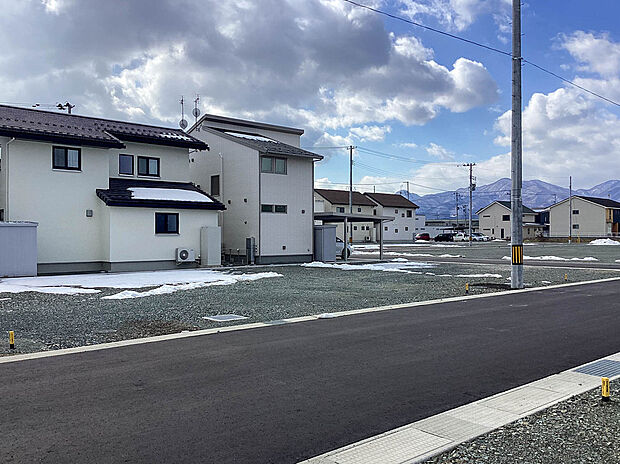 【【現地写真】】建物参考プランも多数ご用意しております。ぜひご家族に合った夢のマイホームをご実現ください。
(2026年3月撮影)
