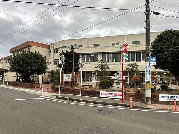 増田小学校（約2,000m）