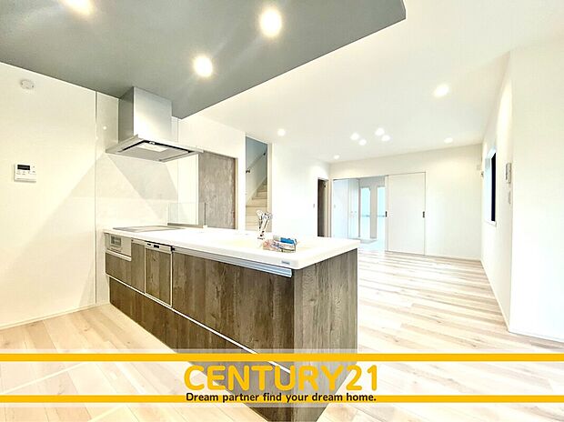 ～「これから見れますか」とお気軽にお問合せ下さい～
