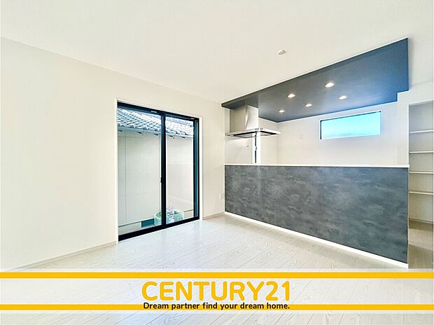 ◆同一建築会社の他現場写真◆
～現地＆同一施工会社の完成物件もご案内可能です～
