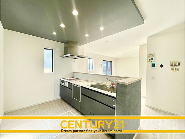 ～「これから見れますか」とお気軽にお問合せ下さい～
