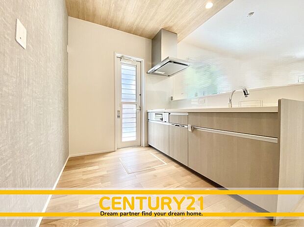 ◆同一建築会社の他現場写真◆
現地＆同一施工会社の完成物件もご案内可能です。