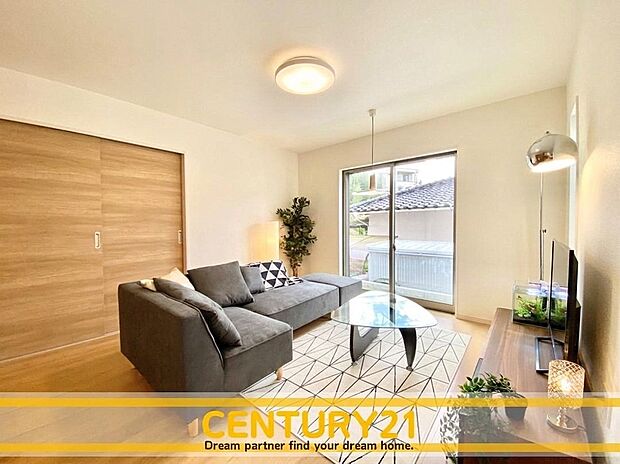 ◆同一建築会社の他現場写真◆
~現地&同一施工会社の完成物件もご案内可能です~