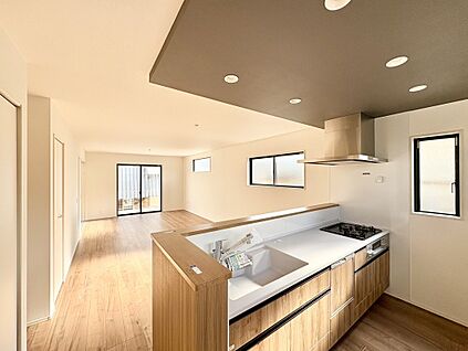 ～「これから見れますか」とお気軽にお問合せ下さい～