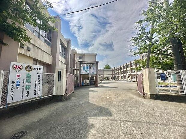 久留米市立高良内小学校（約531m）