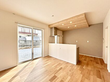 ～「これから見れますか」とお気軽にお問合せ下さい～