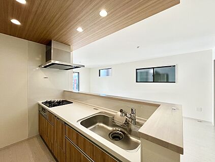 ～「これから見れますか」とお気軽にお問合せ下さい～