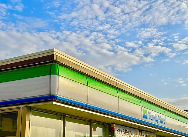 ファミリーマート博多月隈六丁目 店 (約373m)