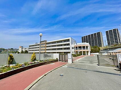 筑紫野市立二日市中学校 1488ｍ