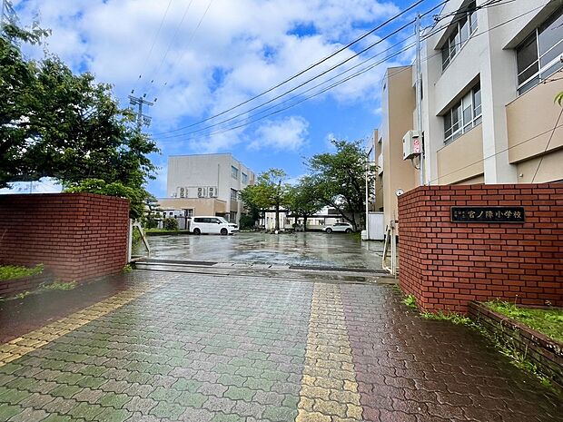久留米市立宮ノ陣小学校（約1,640m）