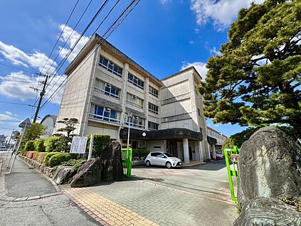 久留米市立牟田山中学校 980ｍ