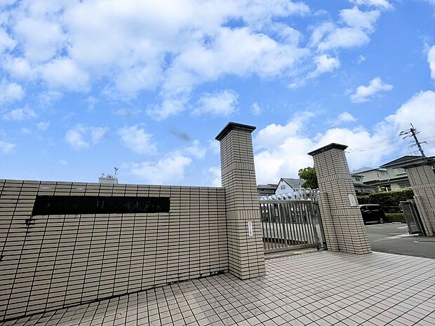 大野城市立月の浦小学校(約800m)