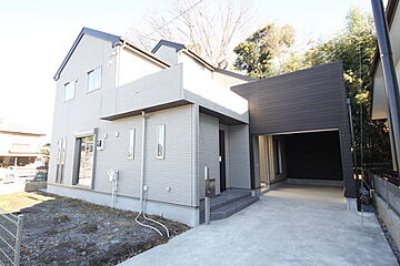 【駅歩７分　残り1棟】南道路で間口が広い敷地約50 坪超、建物全体が陽当り良好で明るい住まい その他