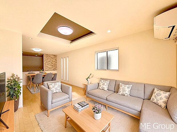 住む方の個性が引き出される、インテリアを考えるのが楽しみなリビングです！ 