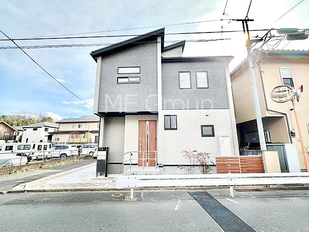 暮らしやすさと居心地の良さにこだわったシンプルで飽きのこないデザイン ！