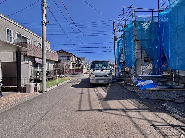 角地なので日当たりも良く、お家が堂々として見えます。